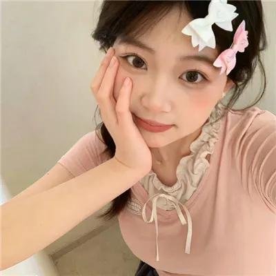 蓝色电影海报